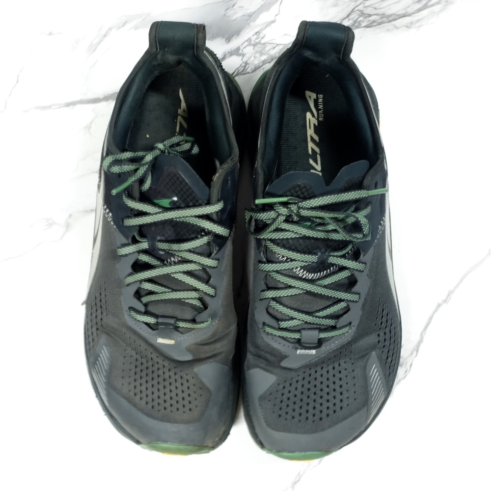 PRE-LOVED ALTRA Men's Olympus 5 Trail Running Shoe Size 11